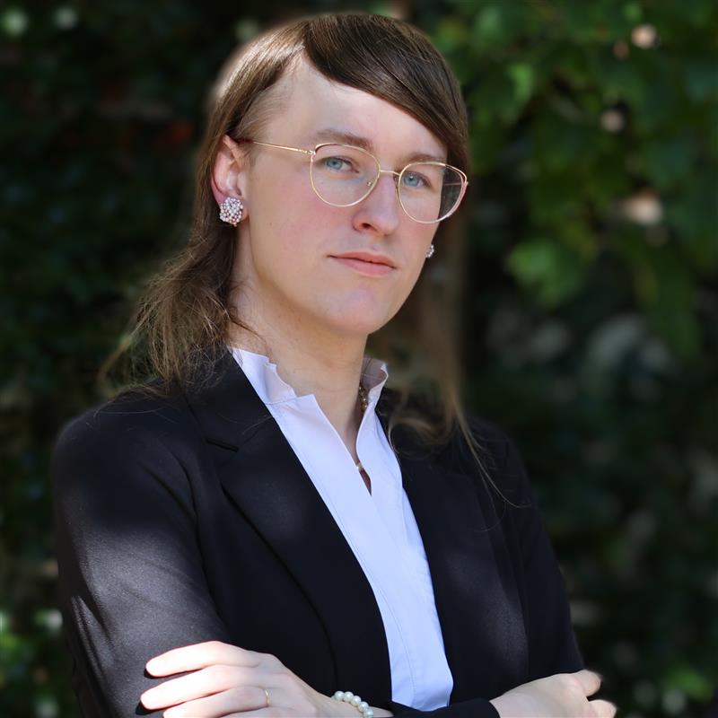 Harriet Wiginton Headshot Square